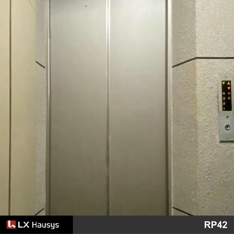 電梯貼膜 商業中心老舊升降機門翻新轉色貼膜 LG Hausys RP42